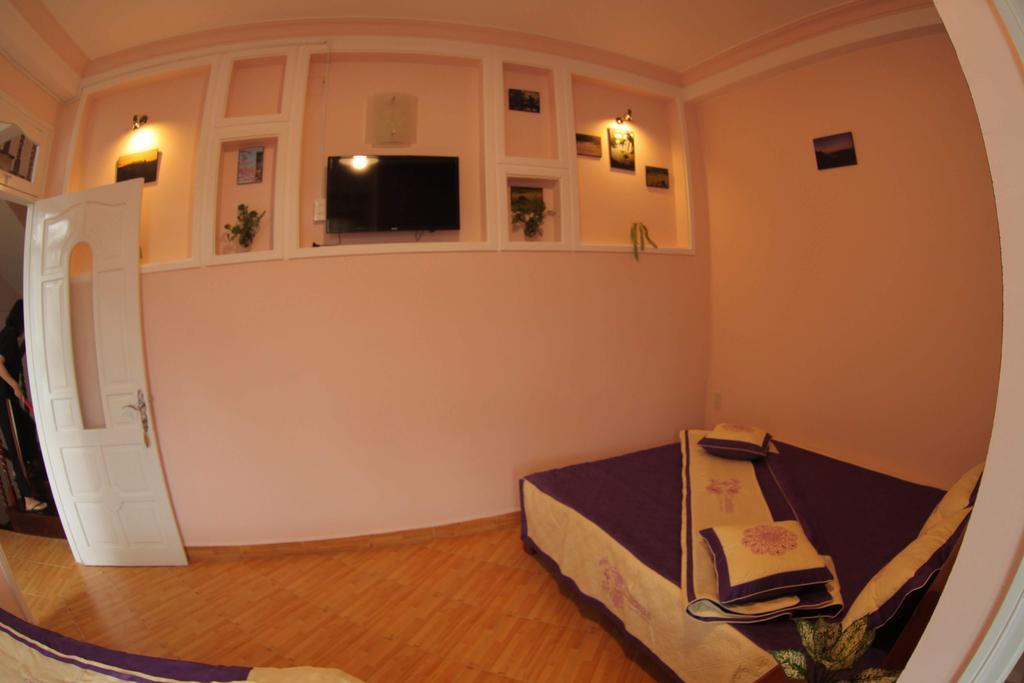 Fullhouse Homestay Далат Экстерьер фото